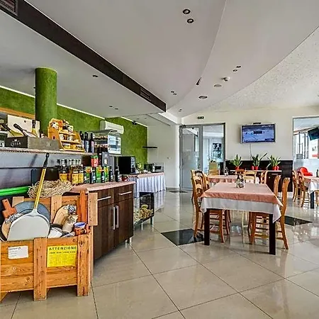 Hotel Samaria Šamorín