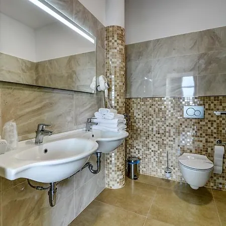 撒玛利亚酒店 Šamorín